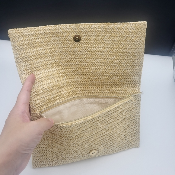 Brand new authentic Dior raffia wicker summer pouch from Dior Beauty - Picture 12 of 17